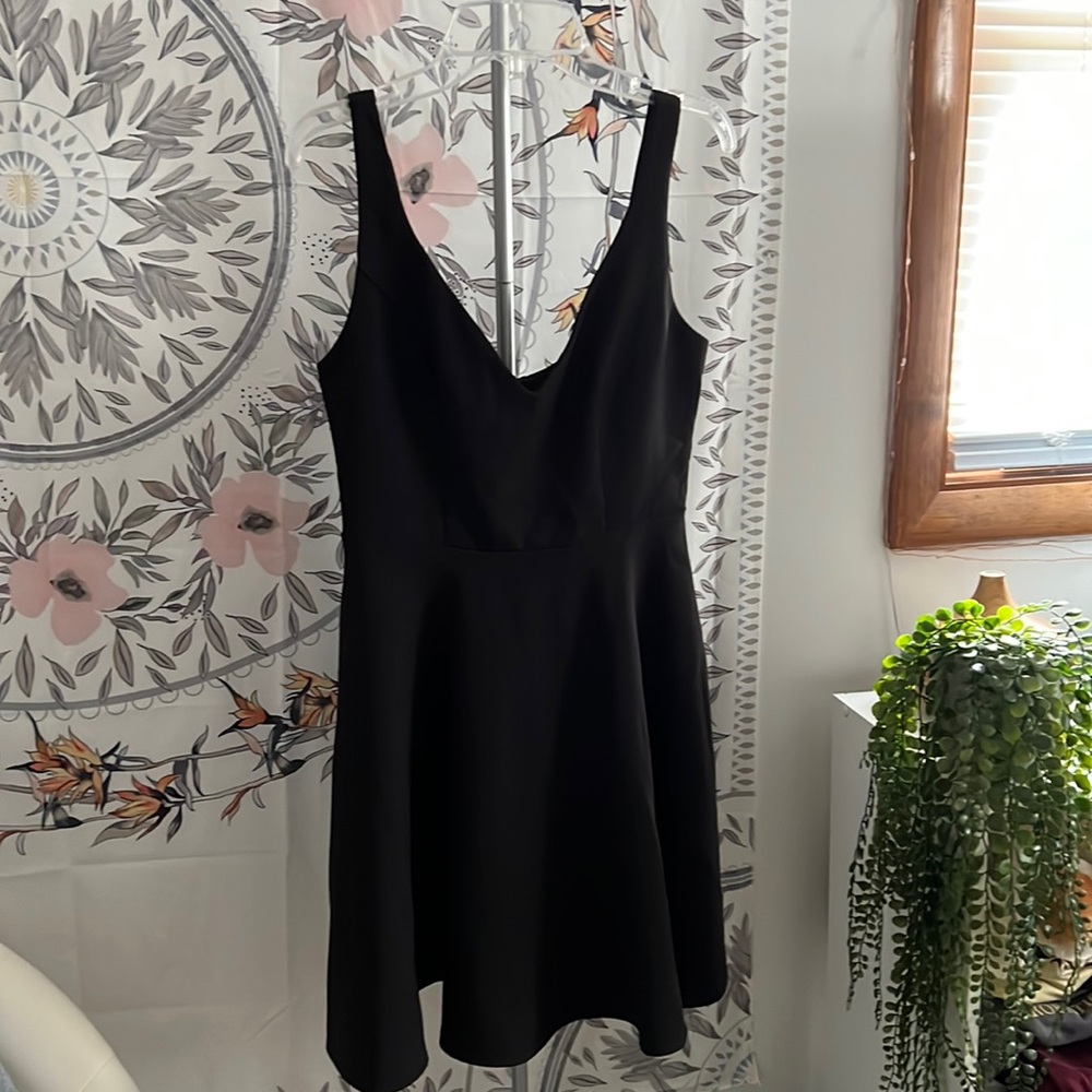 black dress size 3/4